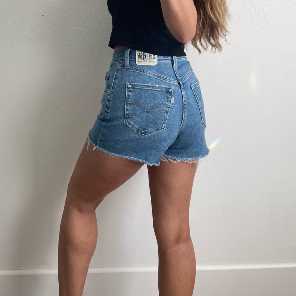 Levi’s silver tab cut off shorts